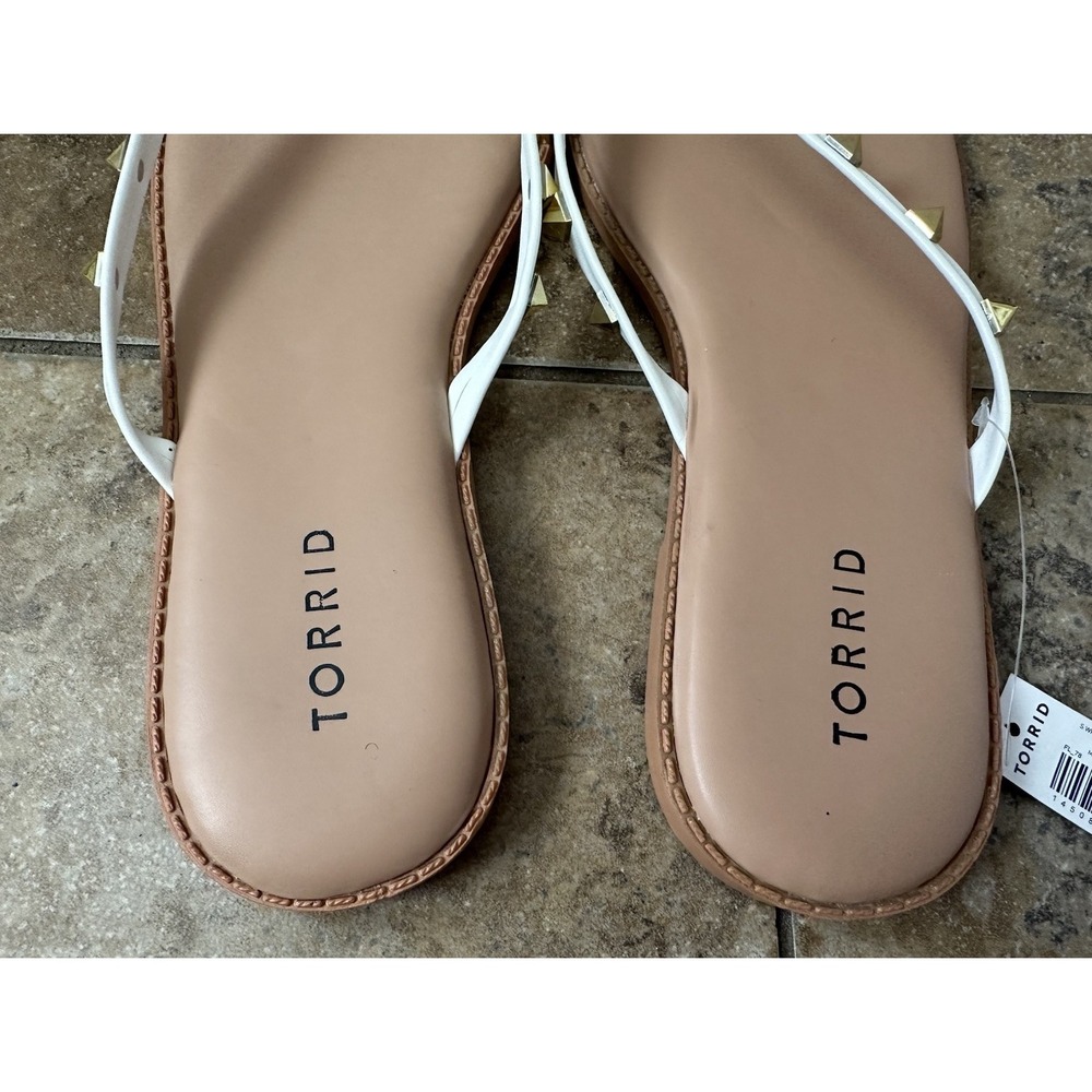 NEW Torrid Coral Studded Flip Flop (Size 10WW) - Picture 5 of 7